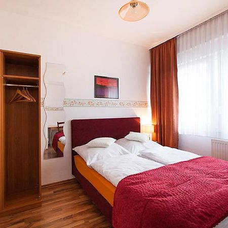 Pension Jasmin Pforzheim Dış mekan fotoğraf